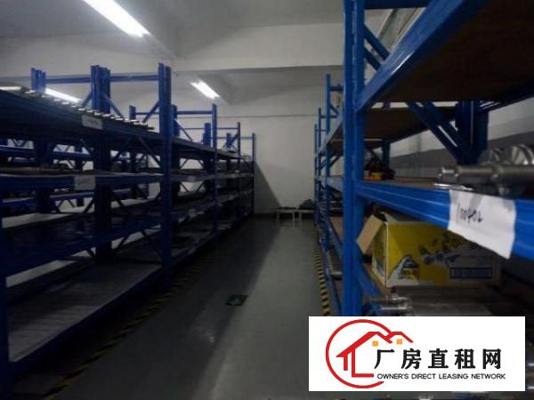  出租凤岗金凤凰工业区一楼1200平米楼层高6.5米带大型行车