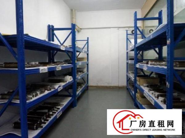  出租凤岗金凤凰工业区一楼1200平米楼层高6.5米带大型行车