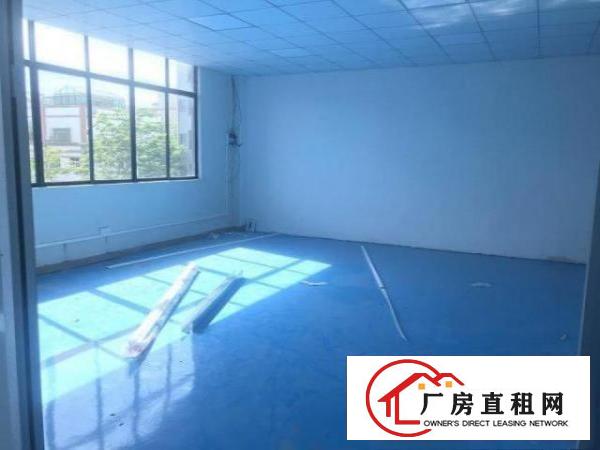  金凤凰工业区楼上精装修1350方，带办公室消防喷淋，拎包生产