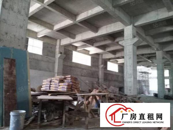  凤岗镇雁田一楼1500平标准厂房出租可以分租带牛角可办环评