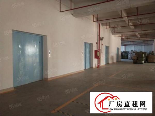  凤岗五联工业区新出一楼800平水电到位超大空地厂房出租可分租