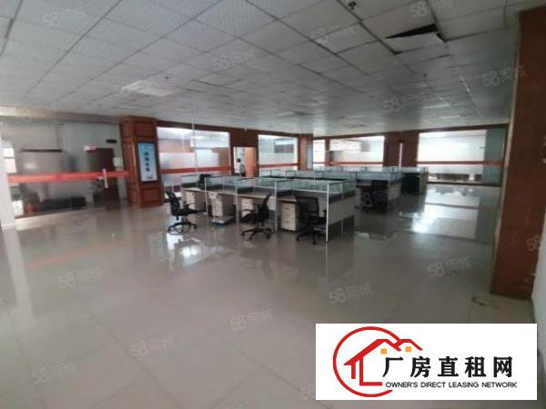  凤岗镇中心红本厂房带精装修水电空地超大交通方便厂房出租