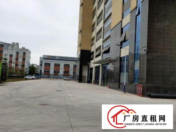  凤岗五联工业路全新原房东楼上厂房出租3200平.可过环评。