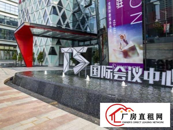  凤岗临深红本厂房出租全年免租单层2000平100平起分租