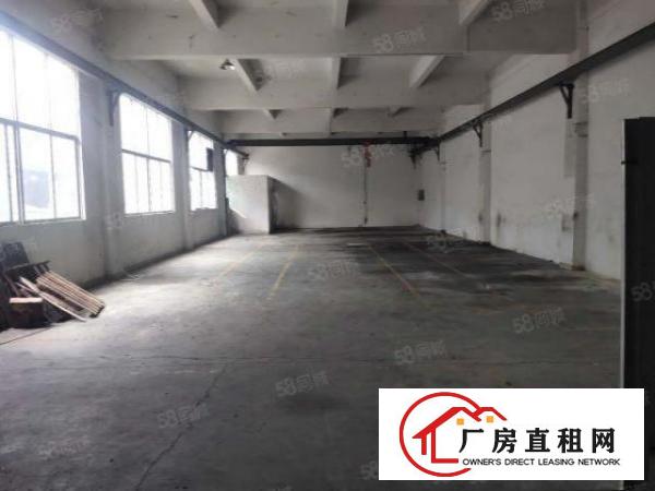  凤岗雁田新空出一楼带行车450平方厂房出租
