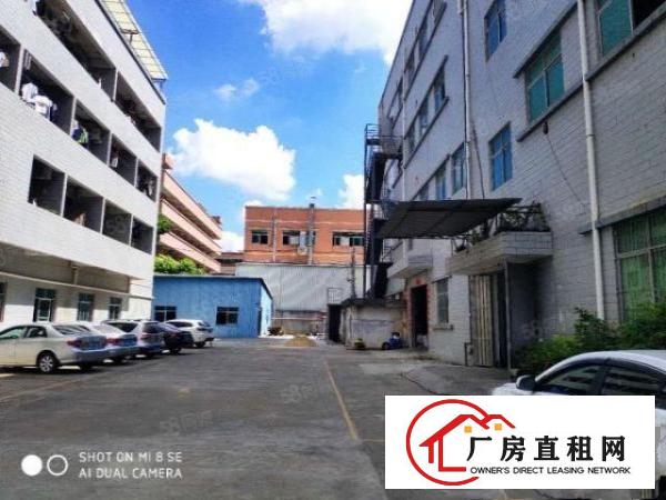  凤岗小面积带装修厂房出租单层1000平独立货梯配套3吨一台