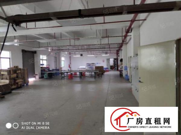 凤岗小面积带装修厂房出租单层1000平独立货梯配套3吨一台
