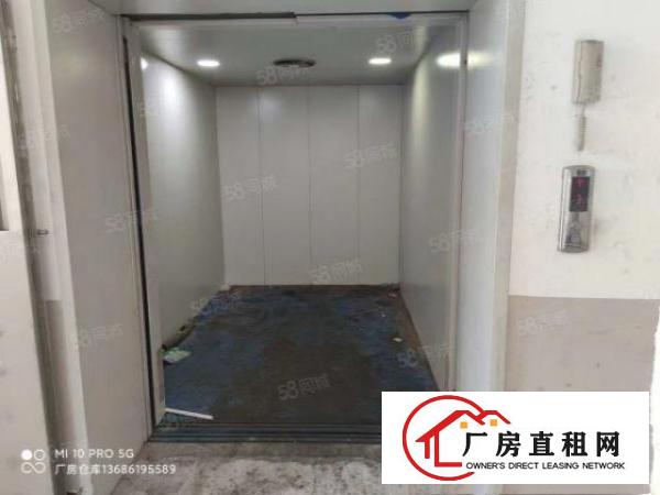  凤岗镇.雁田8000独门独院厂房可分租人气旺好招工配电大