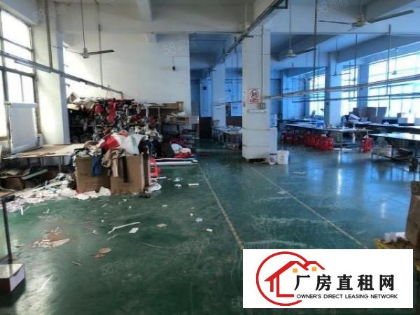  凤岗金凤凰工业区二楼1100平方可分小面积厂房出租带装修水电