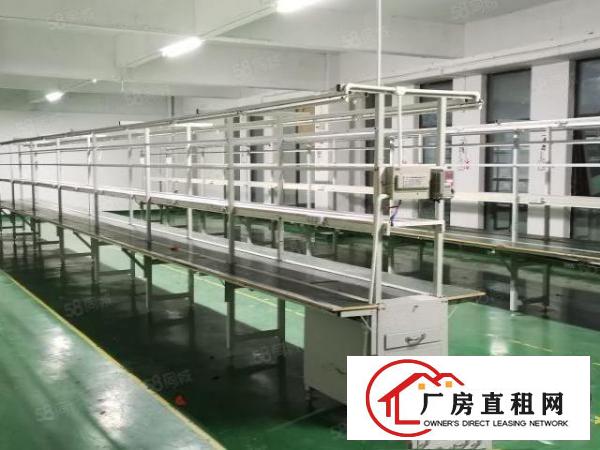  凤岗华兴工业园区新出楼上800平现成水电装修超大空地厂房出租