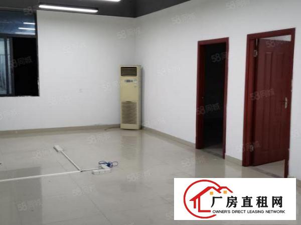  凤岗华兴工业园区新出楼上800平现成水电装修超大空地厂房出租