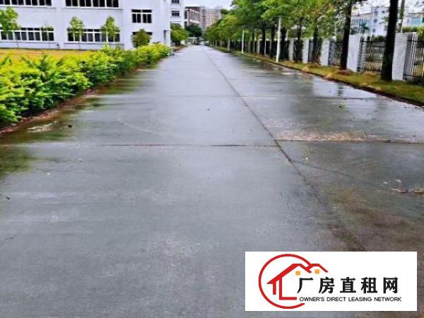  凤岗镇原房东经典小独院厂房2200平方米业主直租交通便利