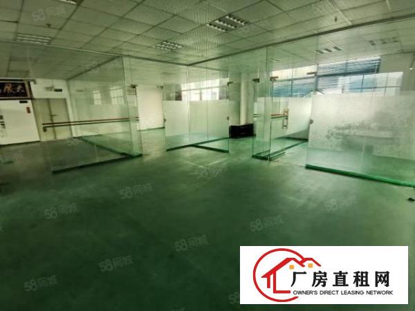  凤岗正中心新出村委小型楼上精装修3200平带办公室厂房出租