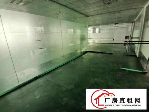  凤岗正中心新出村委小型楼上精装修3200平带办公室厂房出租