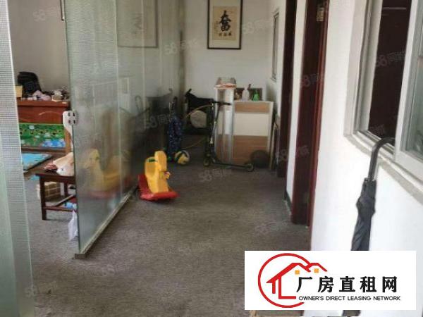 带装修办公室（好招工）凤岗雁田楼上电子厂房出租1150平方