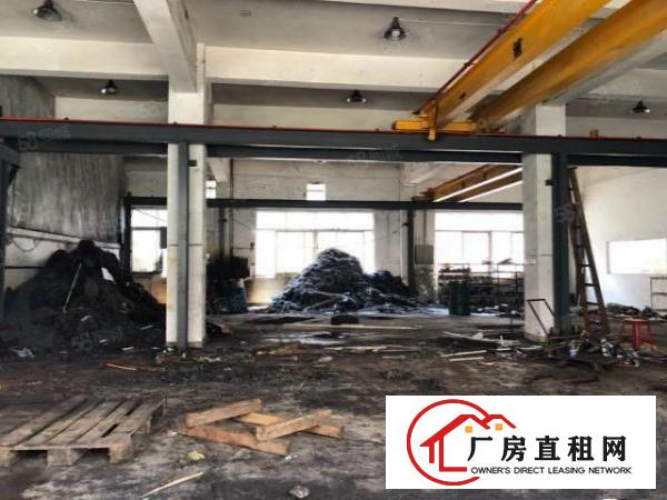  凤岗五联新出一楼1500平厂房出租可以分租带牛角可办环评