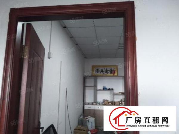  凤岗雁田新出三楼1500平标准厂房出租可以分租带办公室装修