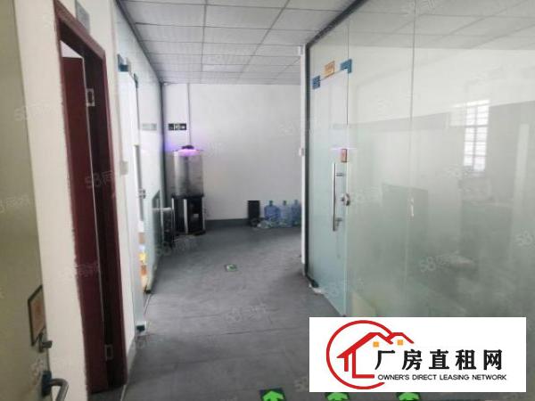  凤岗镇油甘埔大龙工业区楼上800平方带现成办公室水电豪华装修