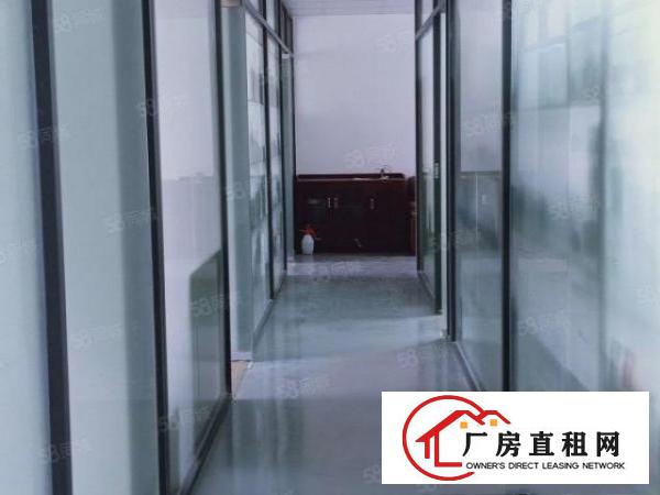  凤岗镇油甘埔大龙工业区楼上800平方带现成办公室水电豪华装修