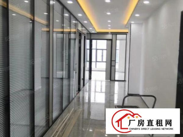  凤岗镇中心永盛大街300一500平米带精装修办公室水电地坪漆