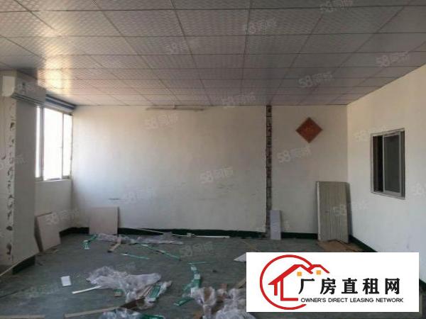  凤岗雁田布心，小五金加工电子组装厂房出租550平近沙岭车