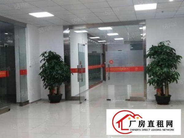 凤岗莞深工业区新出楼上单层4800平现成装修水电齐全100起