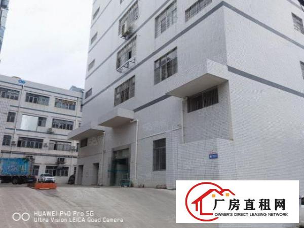  凤岗五联新出楼上豪华装修厂房500平方，水电齐全