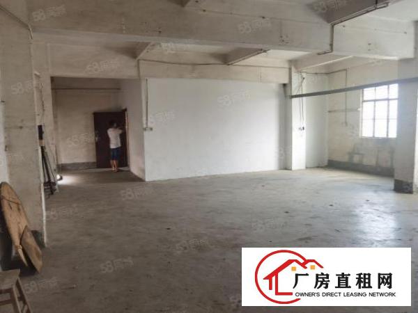  油甘埔原房东厂房出租，二三楼各600平方，现成办公室装修。