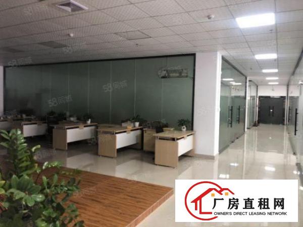  凤岗五联新出二楼3000平方精装修工业厂房出租