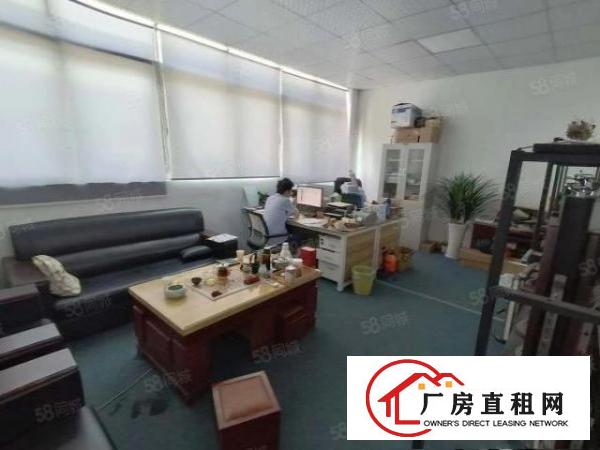  凤岗雁田布心成熟园区内空地超大楼上现成装修550平方厂房出租