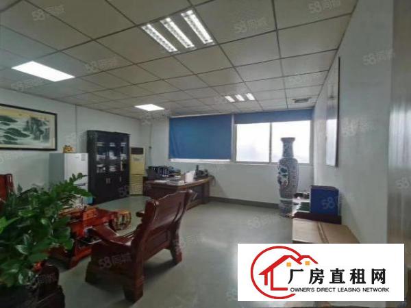  凤岗清溪路东深二线边上楼上5000平厂房出租，精装修，可分租