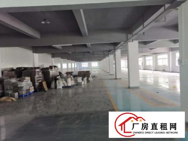  原房东二楼一整层2000平，实际面积出租，带豪华装修。