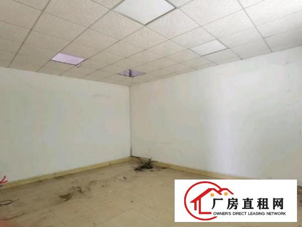  标准厂房俩层独院共9500平方无宿舍，部分带装修
