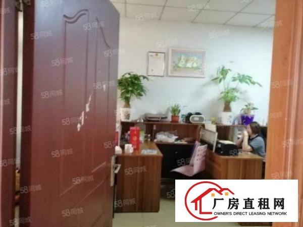  清溪罗马村出租厂房一楼230平水电齐全