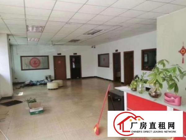  清溪罗马村新出1楼800平带行车办公室，车间水电齐全