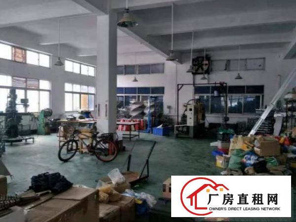  渔梁围新出二楼精装修标准厂房550平出租