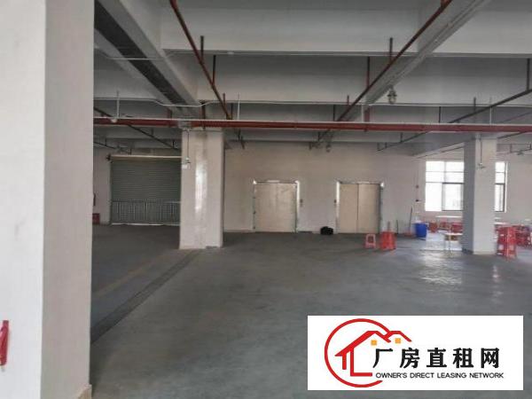  原房东楼上标准厂房2200方，高6米，带办公室消防喷淋