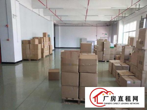  清溪镇中心新出楼上豪华装修4000方，无转让费，拎包生产