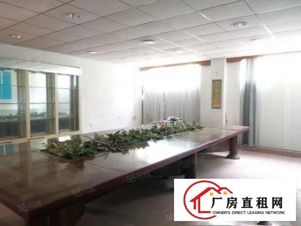  清溪镇高新科技园楼上1300平低价厂房出租免公摊，价格好谈