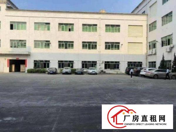  清溪大利标准厂房二楼2000平可分租小面积，装修办公室