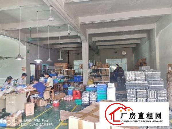  清溪镇中心楼上300平招租，现成装修，水电齐全！