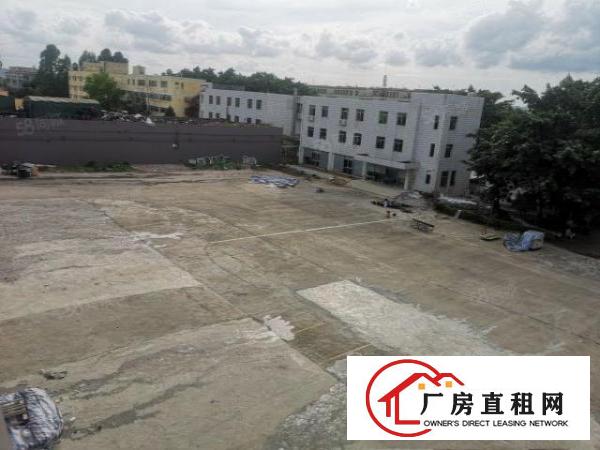  该厂房位于大利村，靠近铁松，大主干道旁周边人流量大空地大