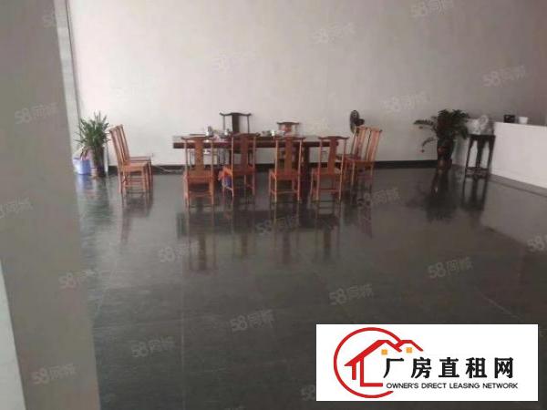  清溪三中原房东一楼带航车水电装修2800平厂房出租无公摊