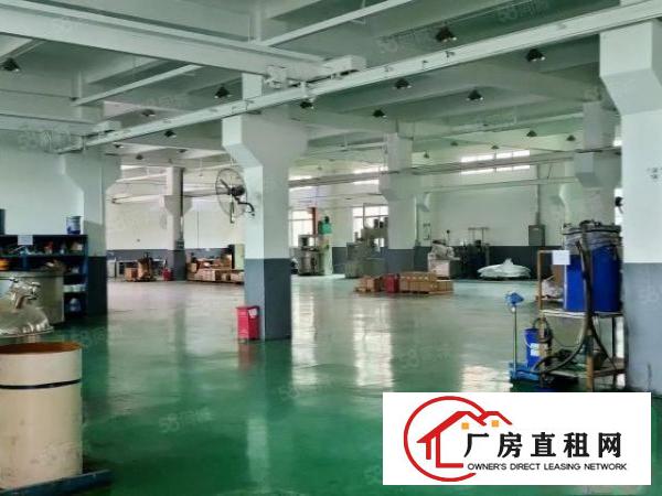  清溪三中工业区一二楼总3600平带精装修办公室超大空地可分租