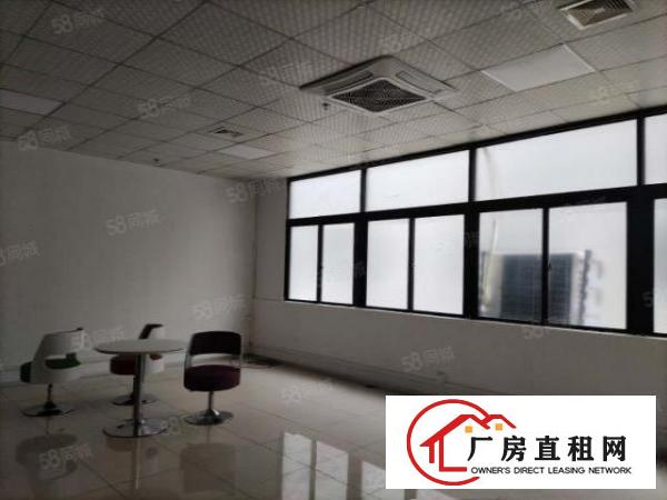  清溪银湖工业区楼上标准厂房出租2500平带办公室精装修形象好