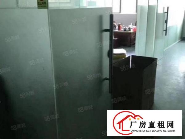  黄江镇中心新出楼上带无尘车间整层厂房1350平米