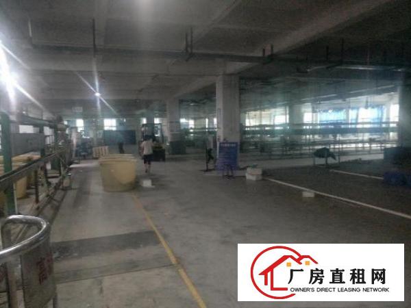  一楼厂房车间出租，适合操作大型机器