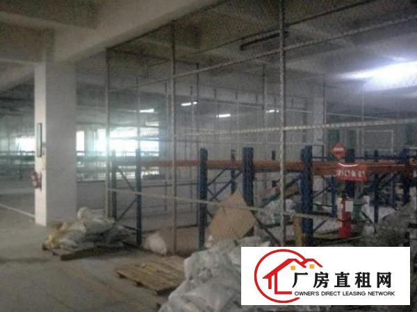  一楼厂房车间出租，适合操作大型机器