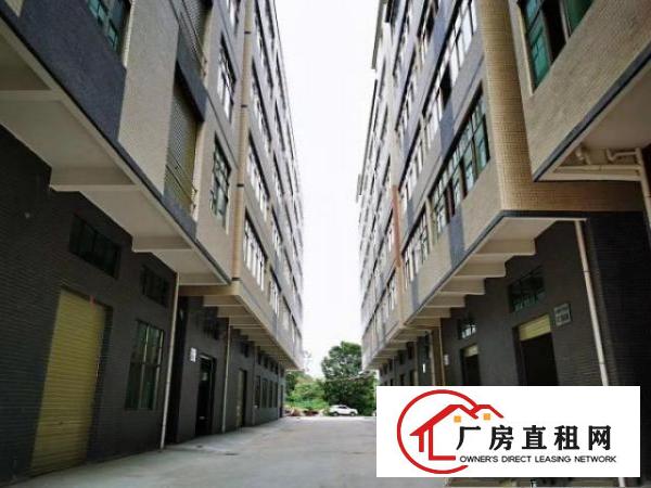  工业用地标准厂房临近高速路口