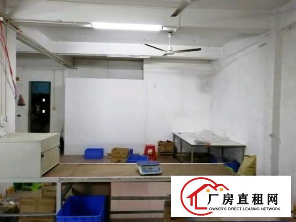  交通便利，带精装办公室，拎包直接进驻